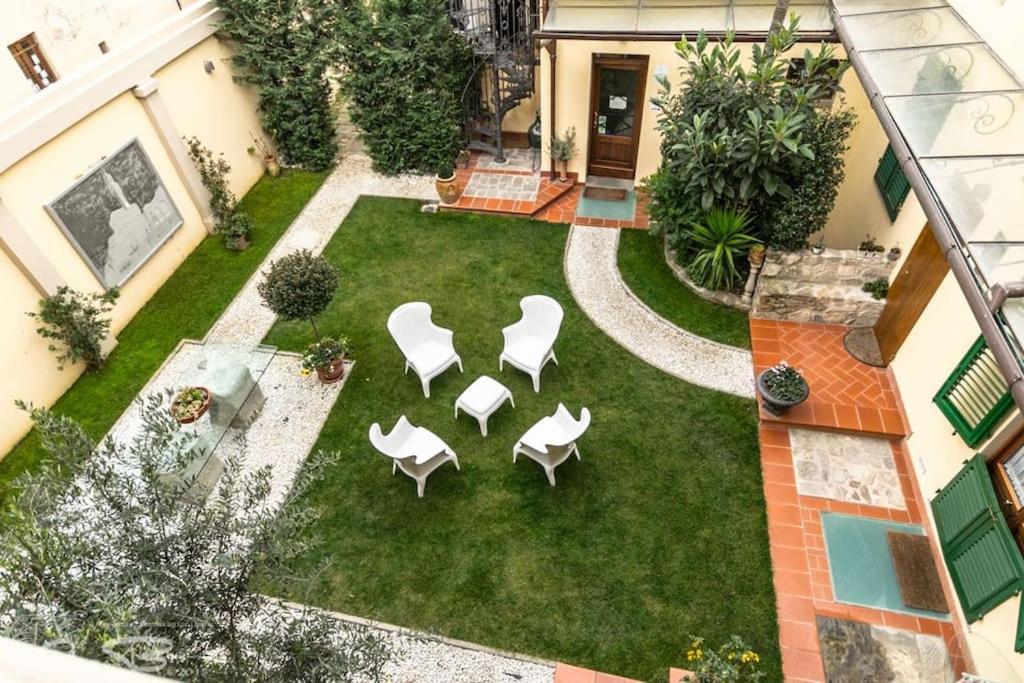 Comfy Portion Of Property By Villa Il Mosaico Florence Buitenkant foto